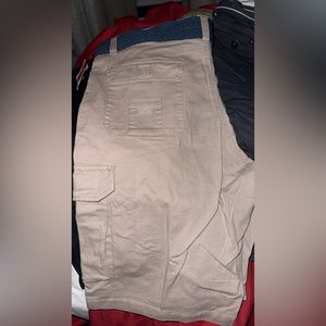 Brand new Lot of 4 men's cargo shorts